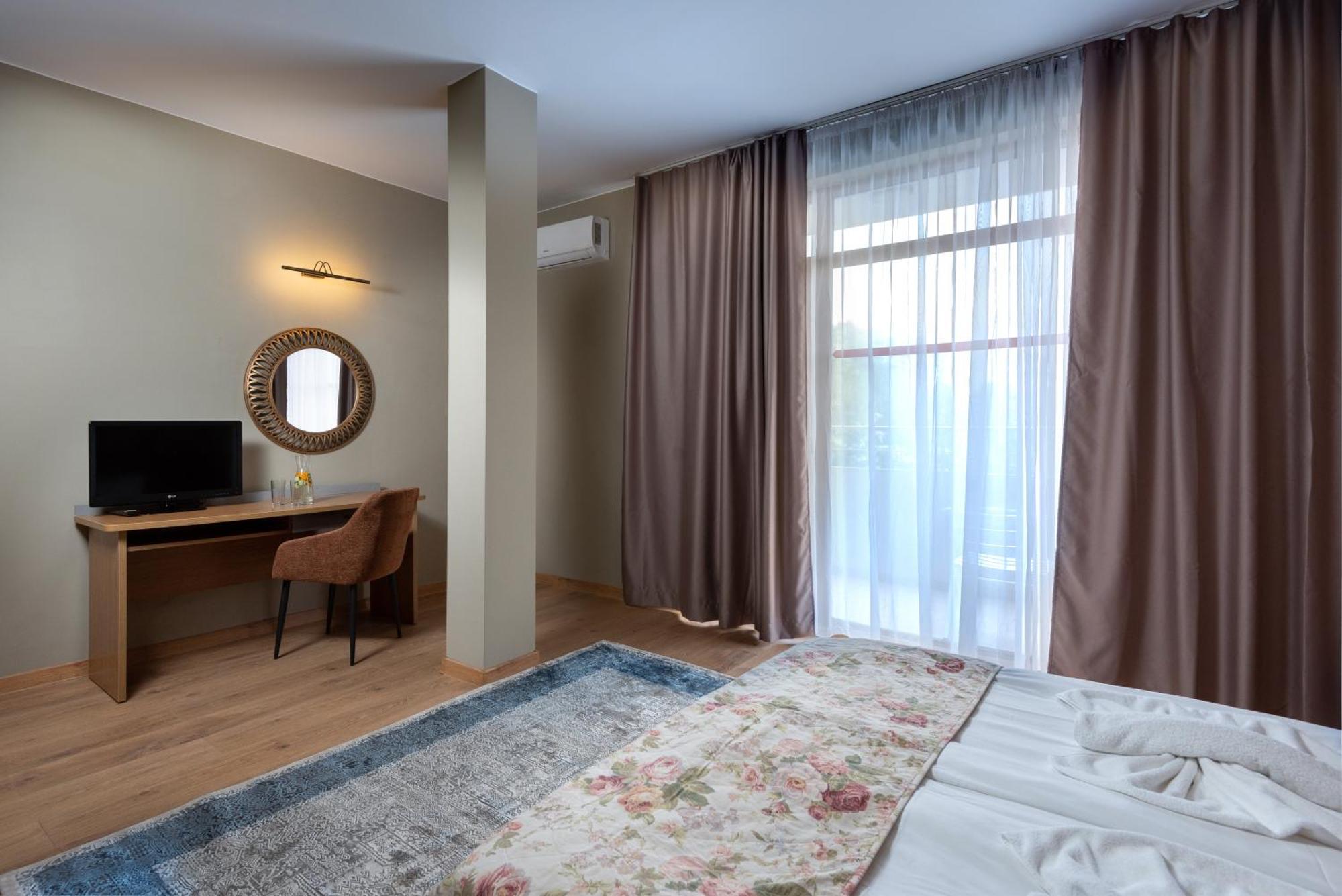Hotel Avenue Sunny Beach Buitenkant foto